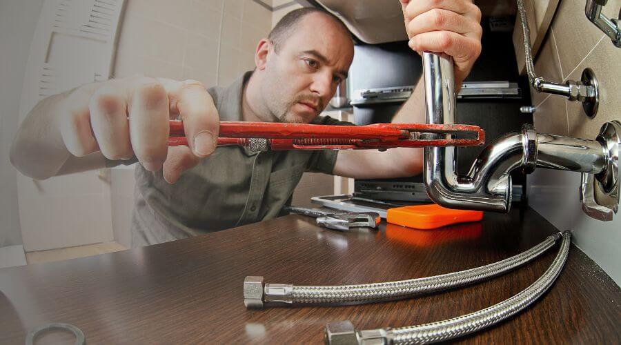 Expert burst pipe repair services in Cadiz, OH